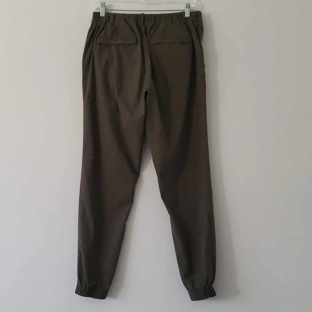 Tommy John Go Anywhere collection jogger pants‎ khaki green size 32/33